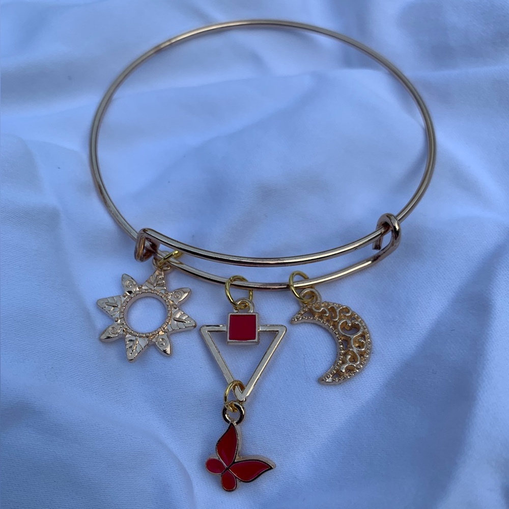 Brand New! Handmade! Adjustable Charm Bracelet - Picture 2 of 4